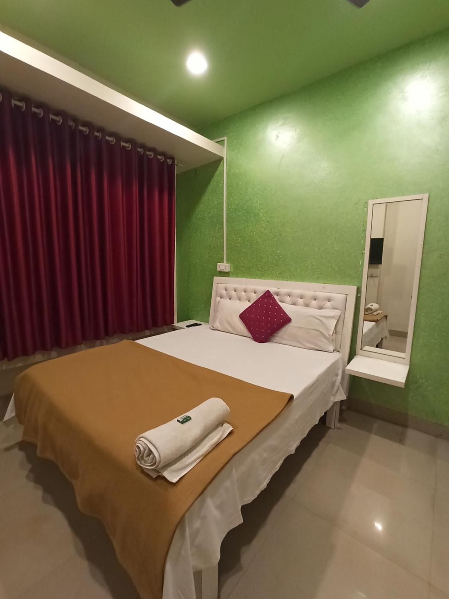 Malwade Motel Pune Dış mekan fotoğraf